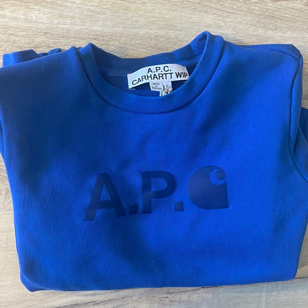 Fabulous and rare Carhartt WIP X APC sweatshirt